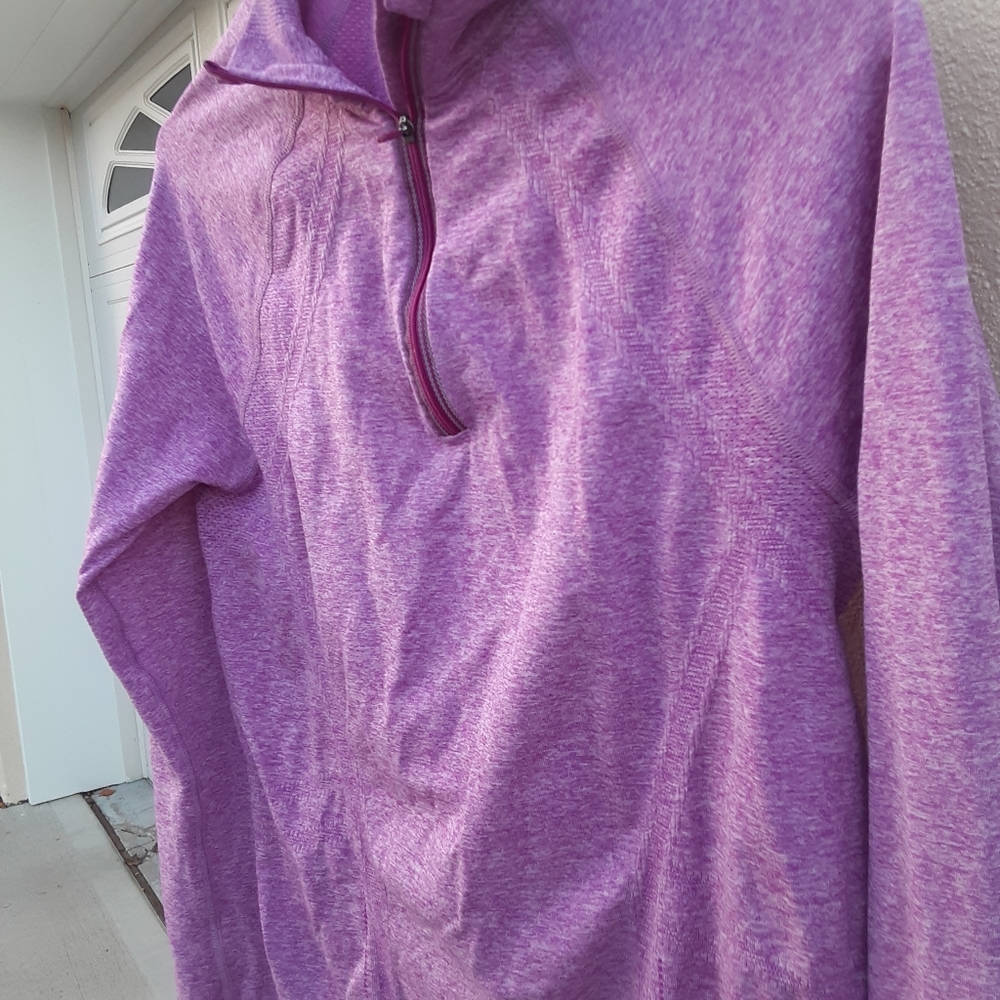 Athleta Activewear Top Long Sleeve Half Zip M - Picture 8 of 8